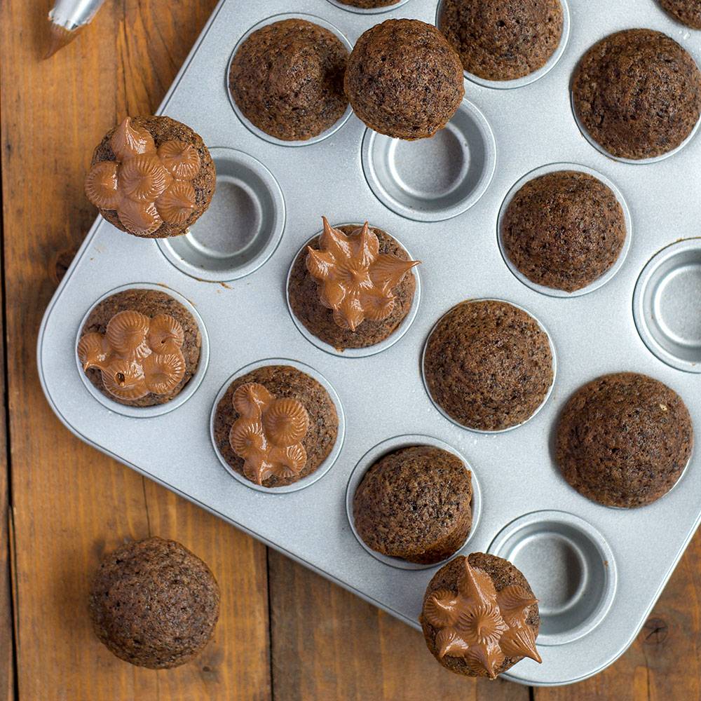 Stampo Per Mini Muffin In Silicone Rosso - 12 Tazze, Antiaderente, Adatto A Microonde E Lavastoviglie, Resistente Fino A 232°C
